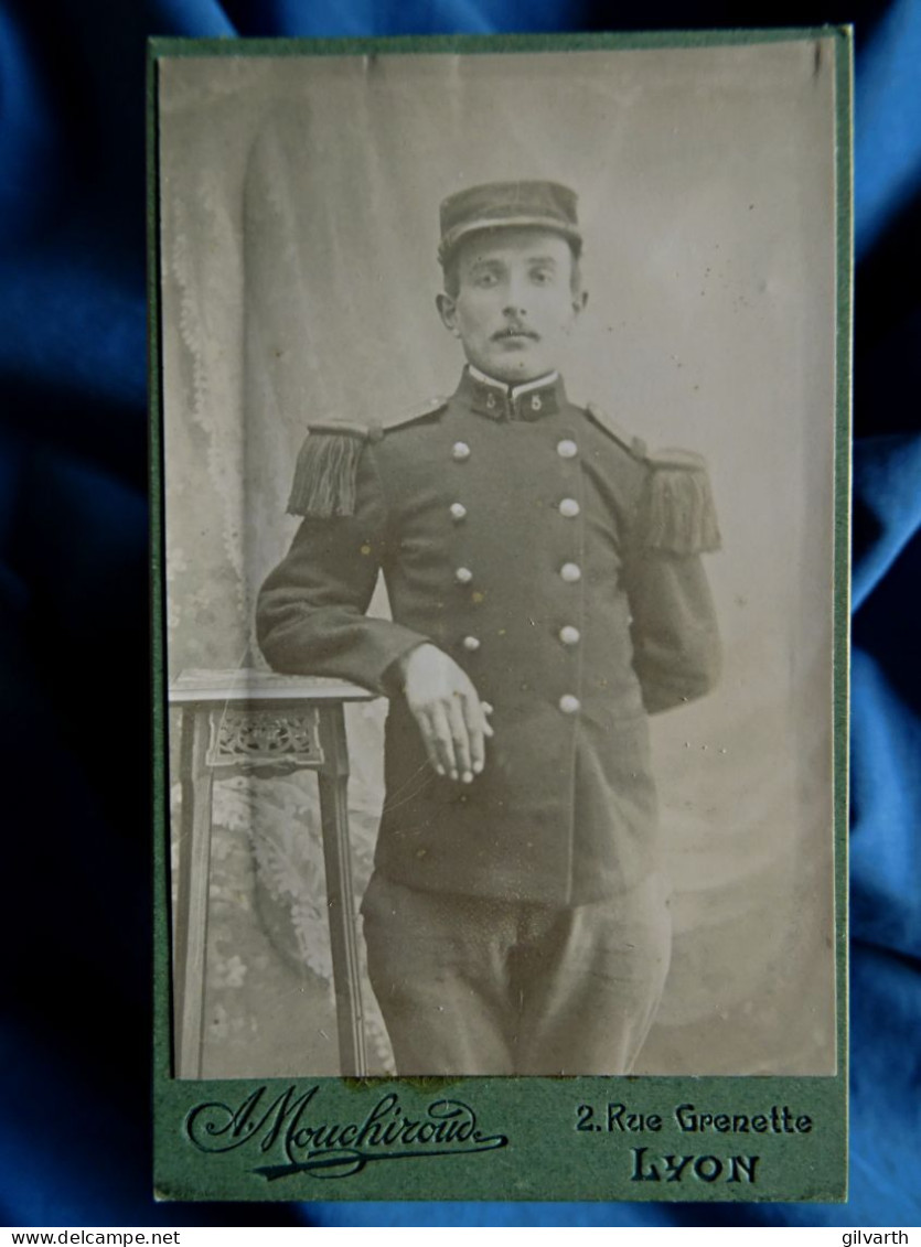 Photo CDV Mouchiroud Lyon  Militaire 5e Chasseurs à Pied  CA 1900 - L443 - Antiche (ante 1900)