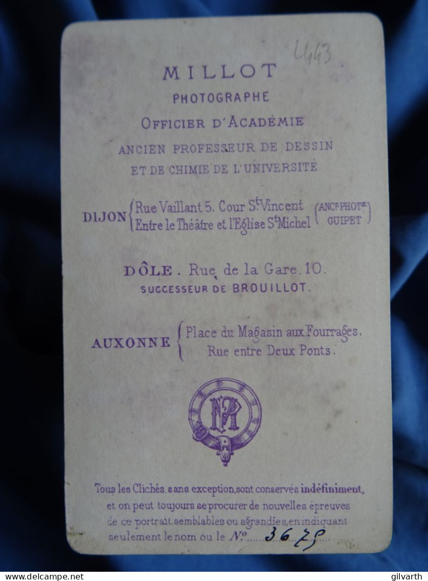 Photo CDV Millot Dijon  Portrait Militaire 18e Chasseurs à Cheval  CA 1880 - L443 - Antiche (ante 1900)