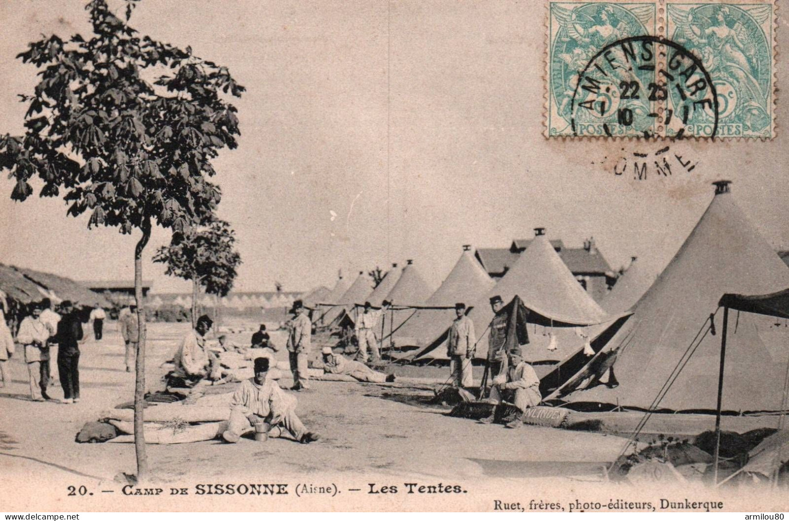 N° 26 D2  CAMP DE SISSONNE LES TENTES - Caserme