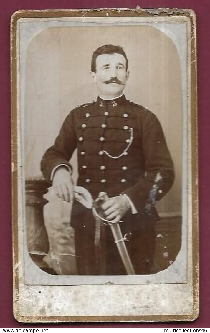 070524A - PHOTO CDV PORTRAIT - WW1 14 18 MILITAIRE épée N°3 Au Col Moustache Gant - War, Military