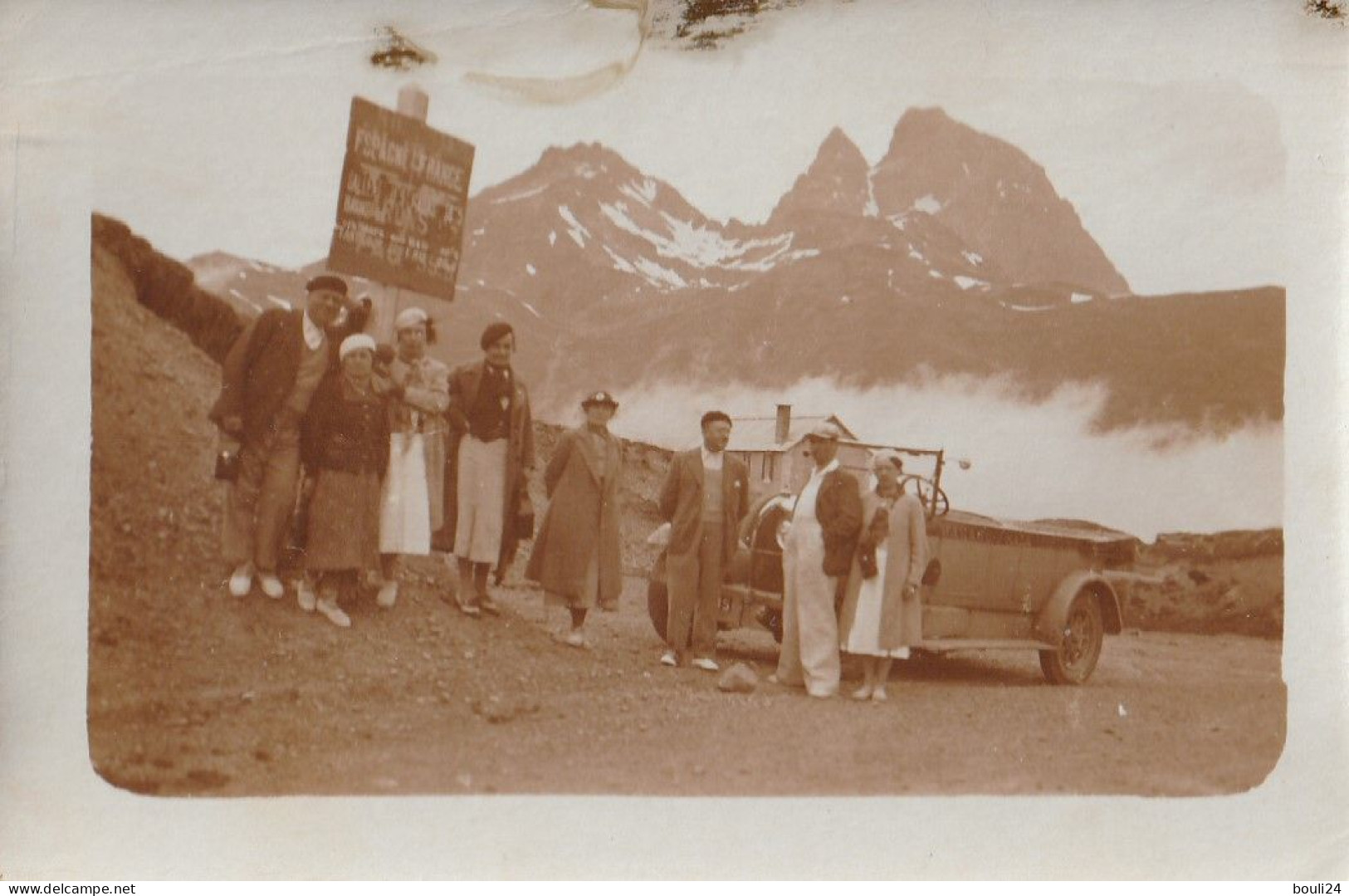 PHOTO 9 X 6 PERSONNES Au PIED Du COL POURTALET DEVANT LE BUS  21 JUILLET 1936 VOIR VERSO - Autres & Non Classés