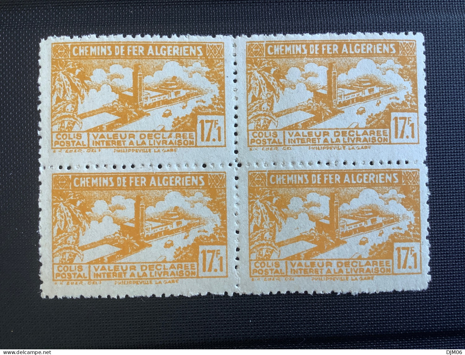 ALGÉRIE: COLIS POSTAL N°117 B. MNH En Bloc De 4, Variété Sans Surcharge "contrôle Des Recettes" 1943 - Paquetes Postales