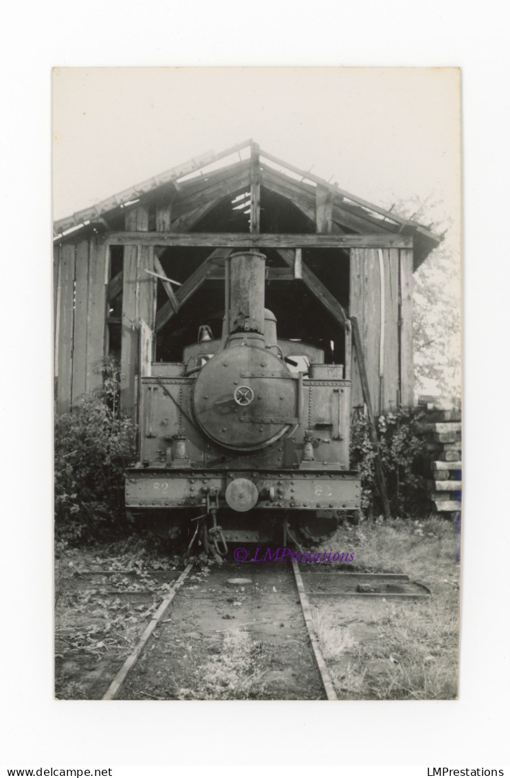 Photo Locomotive CFD 82 Dépôt Egreville Seine Et Marne 77 France Train Gare Chemins Fer Départementaux Motrice Vapeur - Treinen