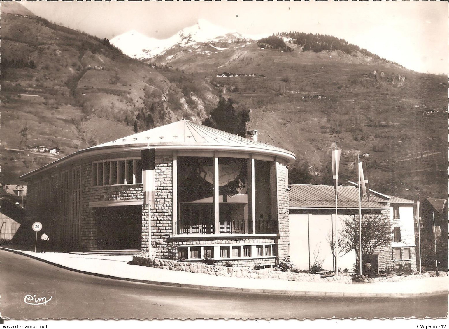 BOURG-ST-MAURICE (73) Salle Des Fêtes - L'Aiguille De Prainan En 1959  CPSM GF - Bourg Saint Maurice