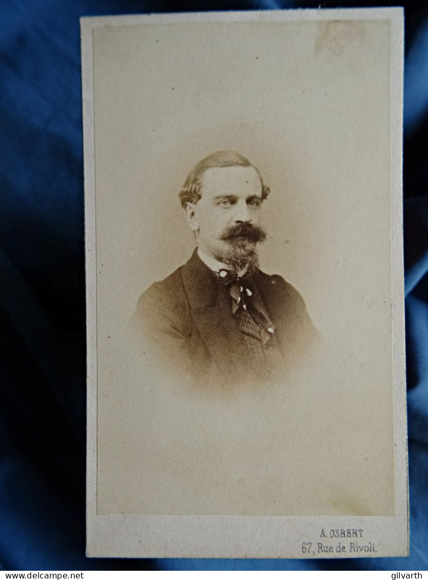 Photo Cdv A. Osbert, Paris - Homme Portrait Nuage, Grosse Moustache, Second Empire Ca 1865 L444 - Alte (vor 1900)