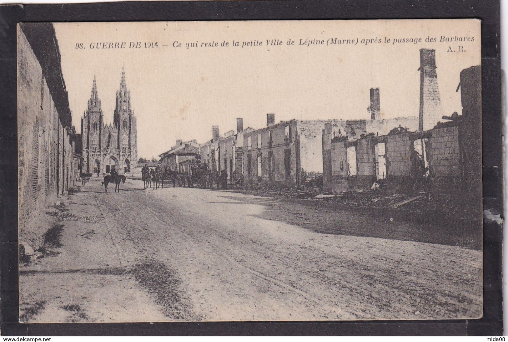 51. L'EPINE . Ce Qui Reste De La Petite Ville De L'Epine Aprés Le Passage Des Barbares . Guerre 1914.1918 - L'Epine