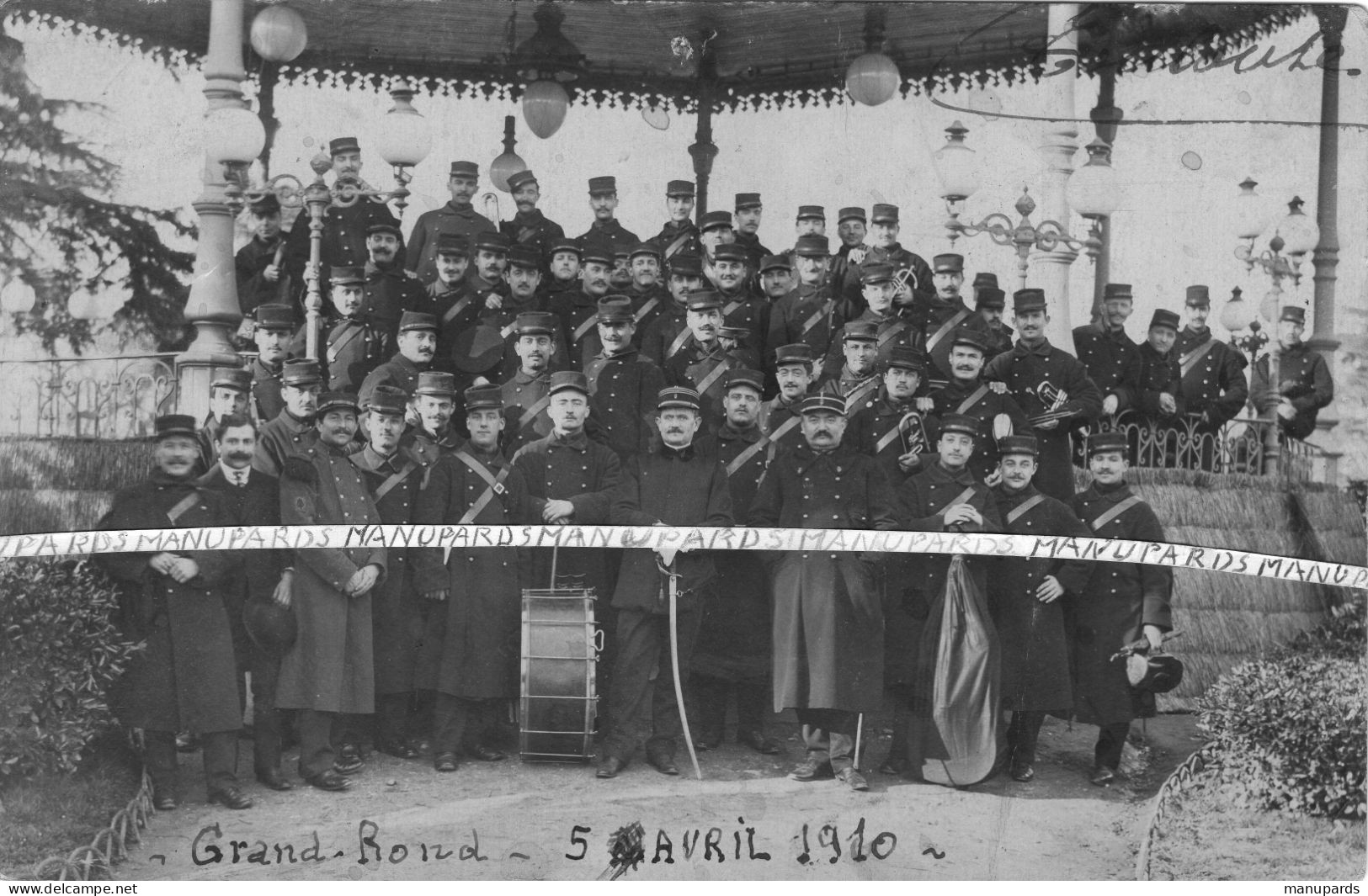 31 TOULOUSE / CARTE PHOTO / 1910 / GRAND ROND / KIOSQUE A MUSIQUE / MUSICIENS MILITAIRES / 83e REGIMENT D'INFANTERIE  RI - Toulouse