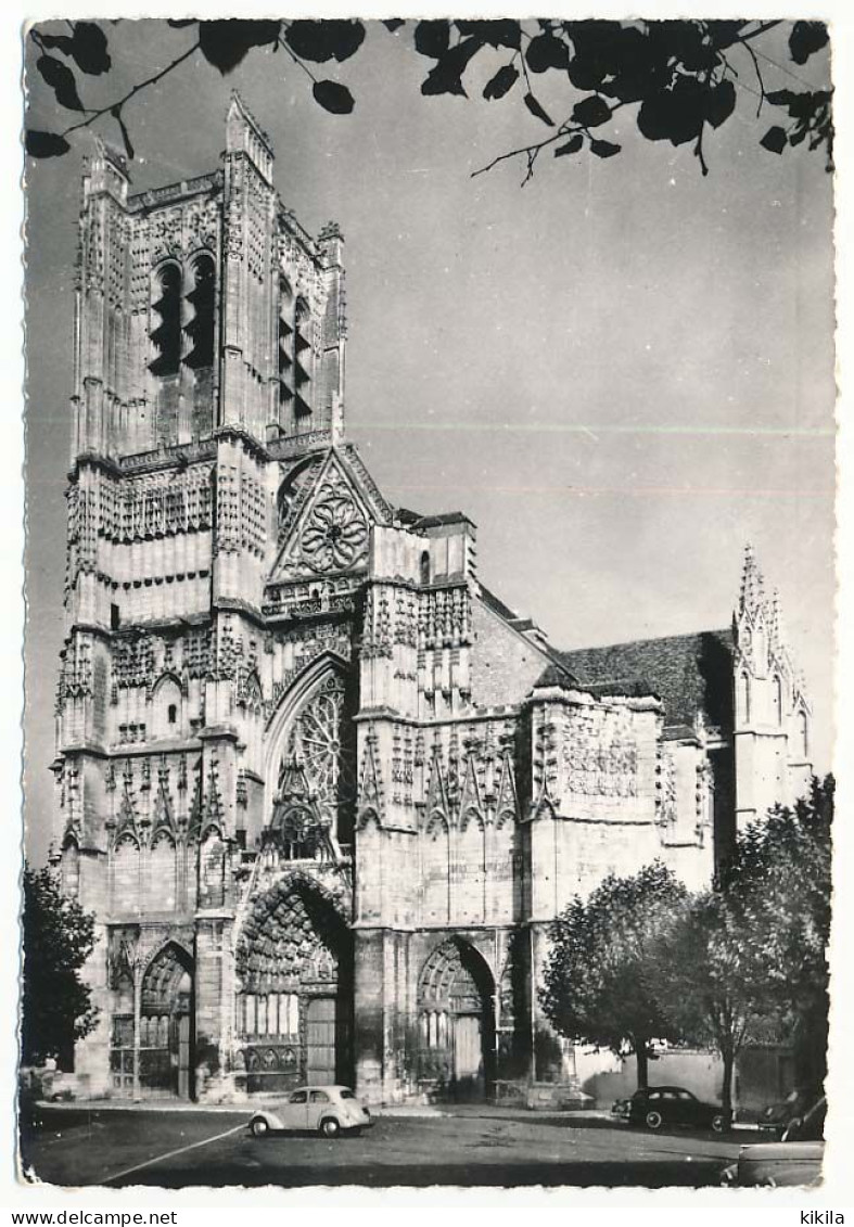 CPSM Dentelée 10.5 X 15 Yonne AUXERRE La Cathédrale St Etienne, XI° Au XVI° Siècle - Auxerre