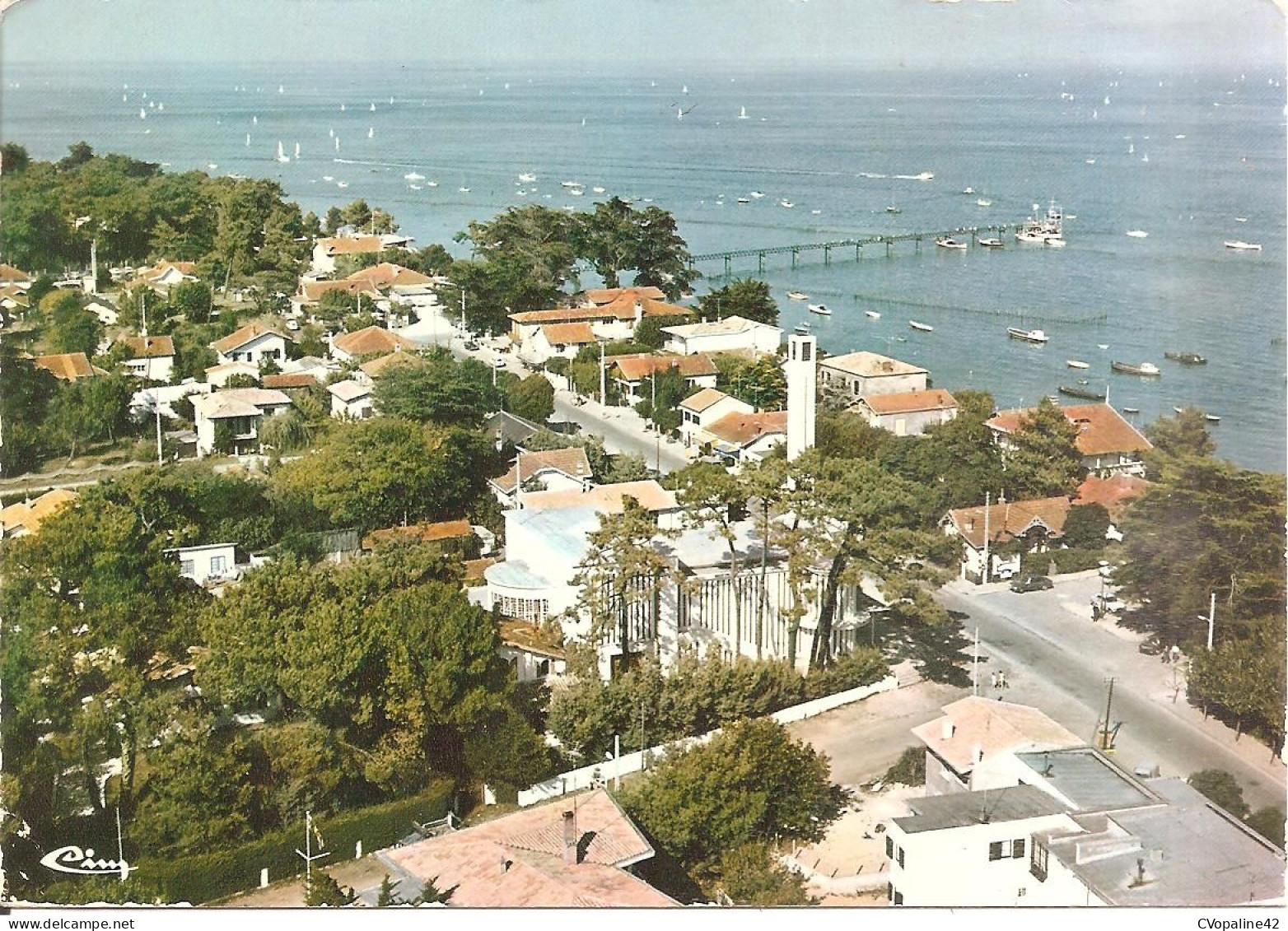 CAP-FERRET (33) La Jetée Et Le Quartier De L'Eglise - Vue Aérienne En 1972  CPSM GF - Andere & Zonder Classificatie