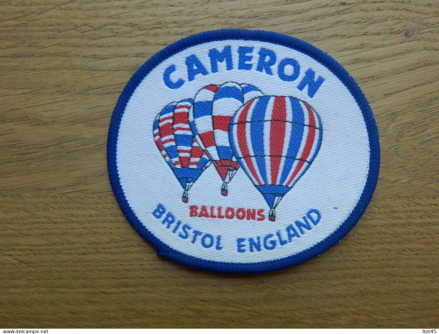 ECUSSON EN TISSUS CAMERON BRISTOL ENGLAND BALLOONS - Blazoenen (textiel)