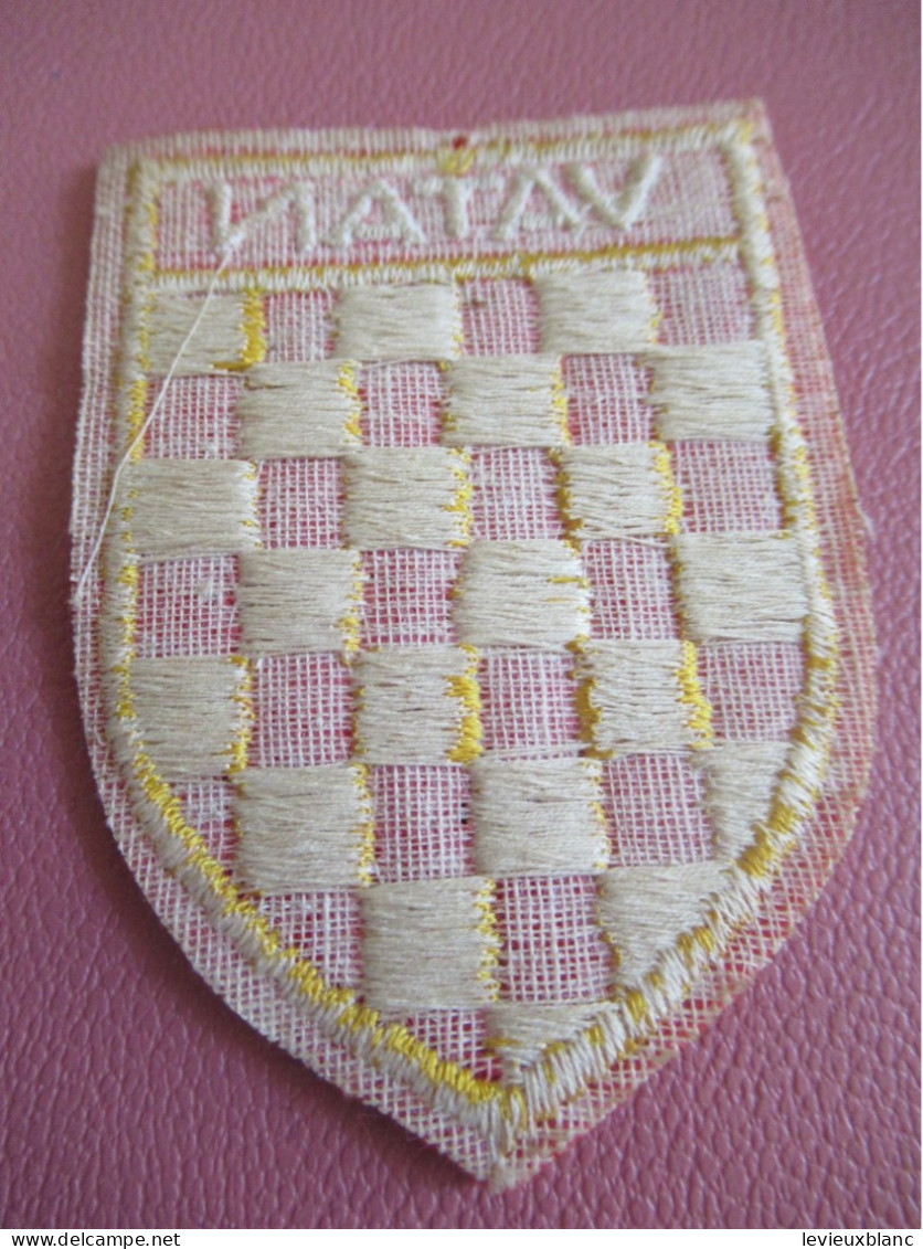 Ecusson Tissu Ancien /VATAN / Indre / Vers 1950- 1970                                  ET666 - Patches