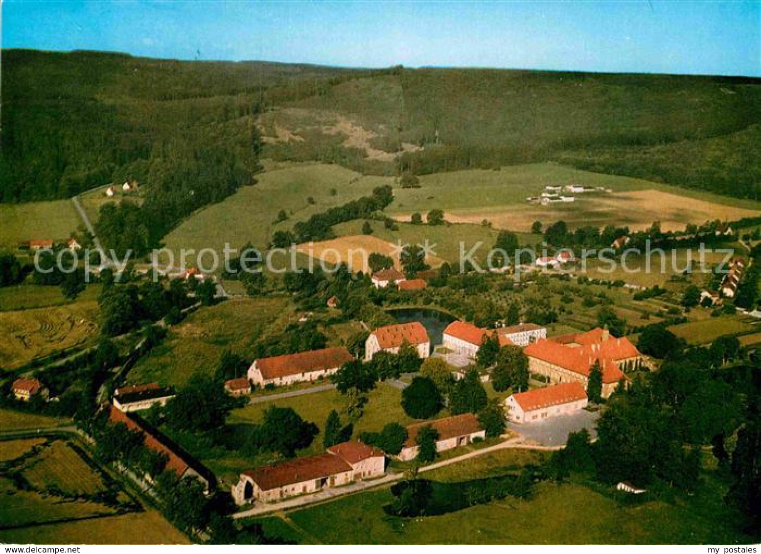 72900499 Hardehausen Jugendhaus Des Erzbistums Paderborn Fliegeraufnahme Warburg - Warburg