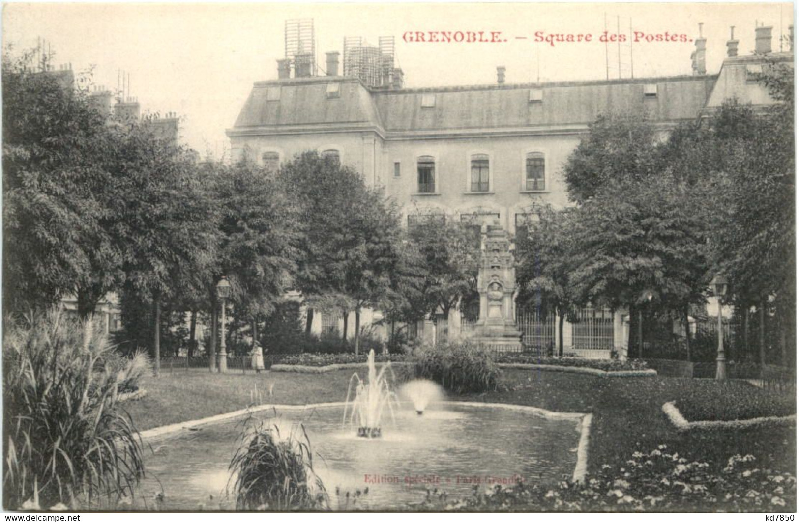 Grenoble - Square Des Postes - Grenoble