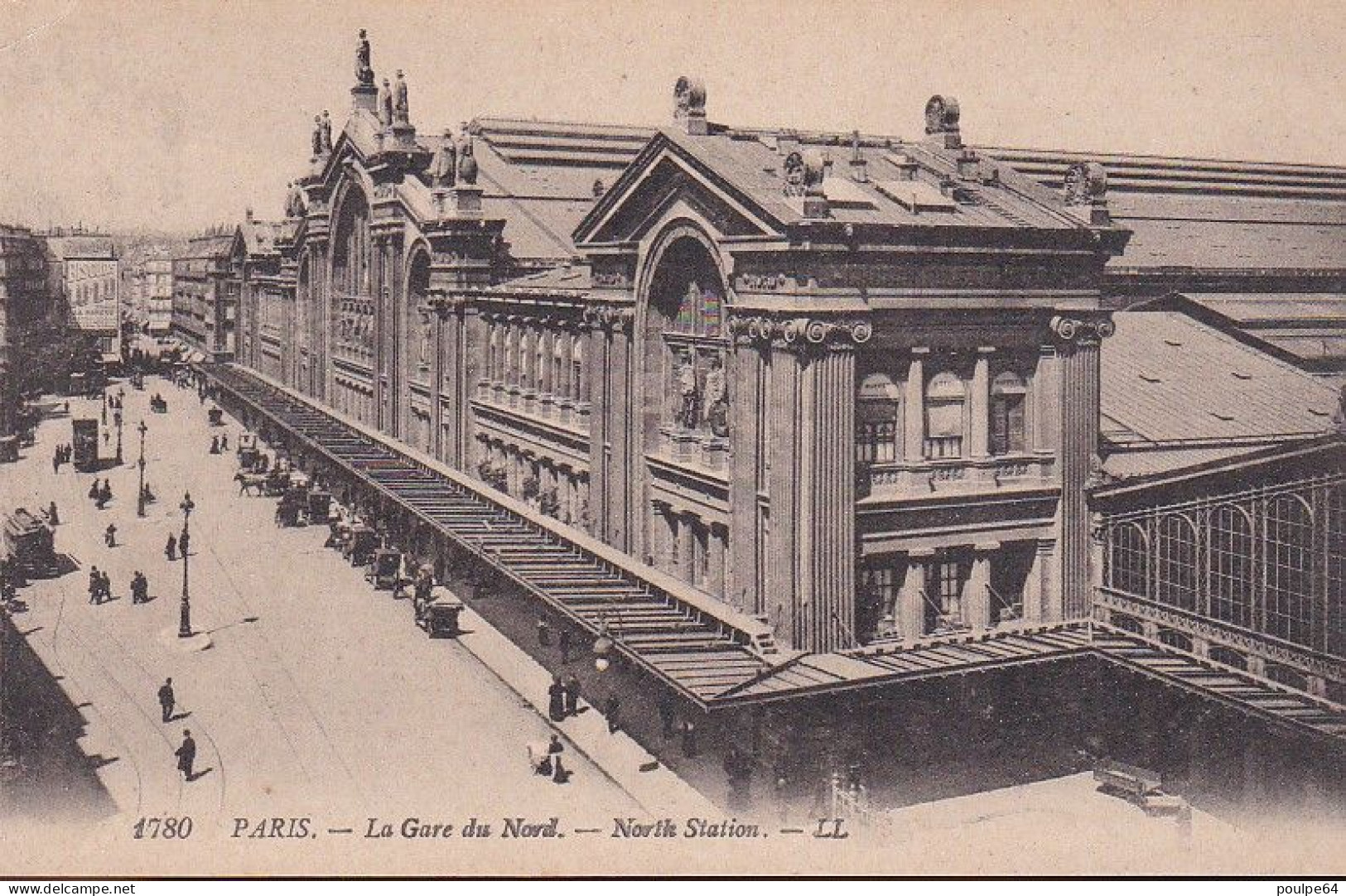 La Gare Du Nord : Vue Extérieure - Métro Parisien, Gares