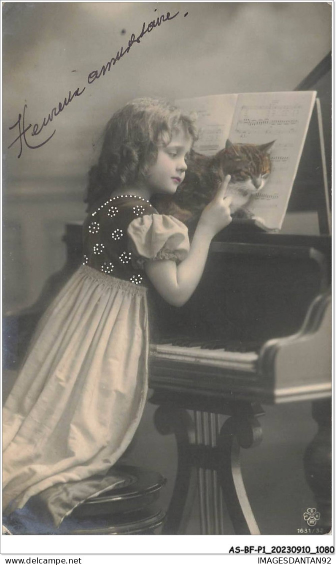 AS#BFP1-0541 - SPECTACLE - ARTISTE - Grete Reinwald Avec Un Chat Près D'un Piano - Entertainers