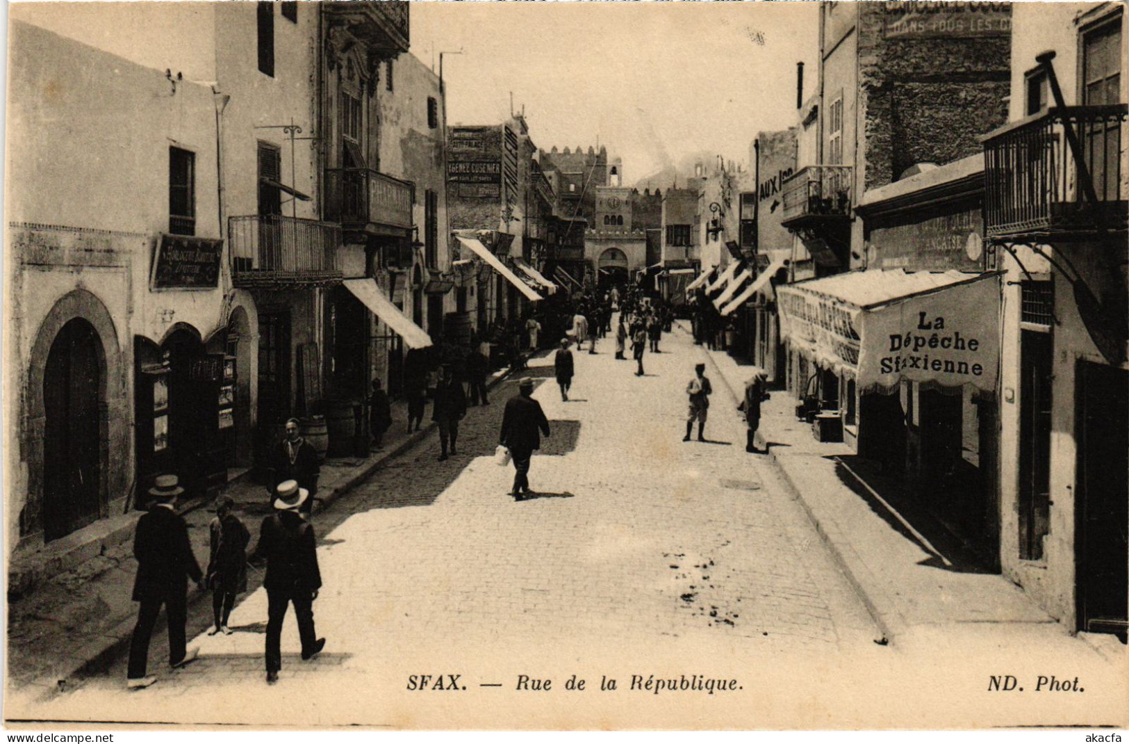 CPA AK Sfax Rue De La Republique TUNISIA (1404981) - Tunisie