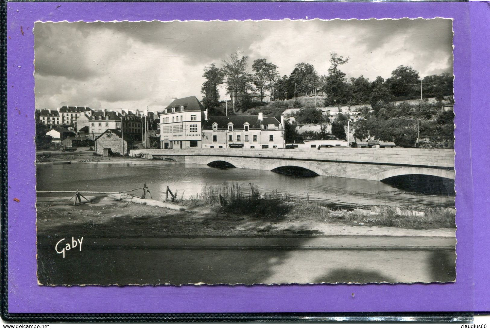 56  .HENNEBONT  ,  Le Pont  JEHANNE   La Flamme Sur Le BLAVET  .cpsm  9 X 14 . - Hennebont