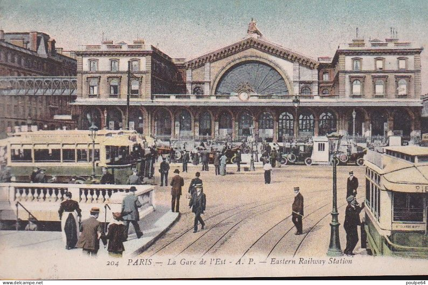La Gare De L' Est : Vue Extérieure - Métro Parisien, Gares