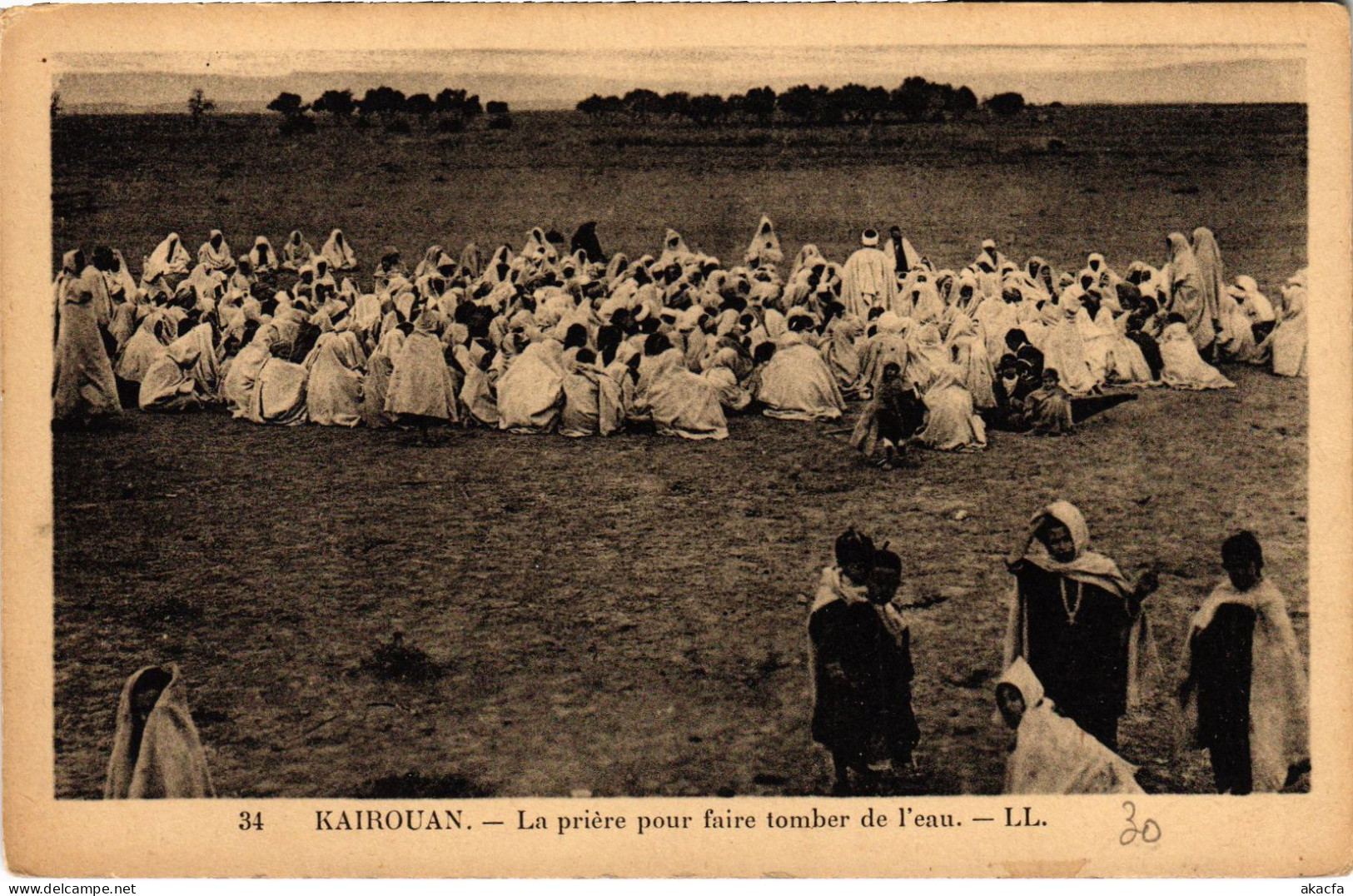 CPA AK Kairouan La Priere Pour Faire Tomber De L'eau TUNISIA (1405356) - Tunisia