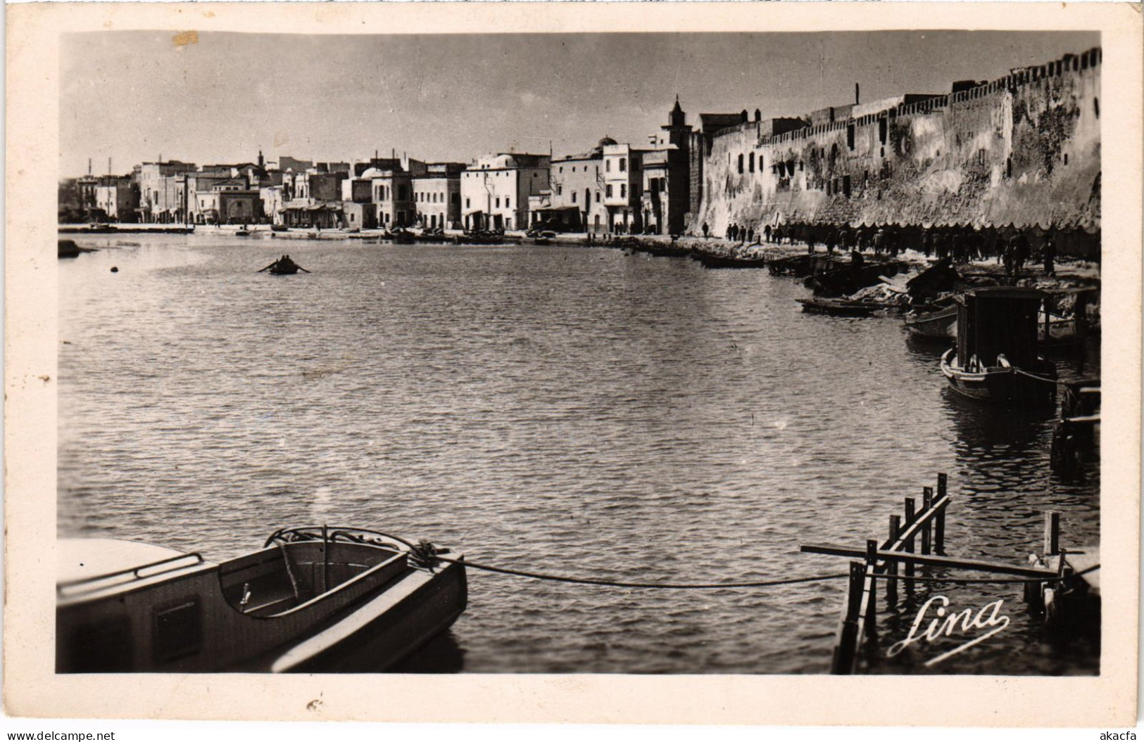 CPA AK Bizerte Le Vieux Port Et Les Remparts De La Kasbah TUNISIA (1405315) - Tunisia