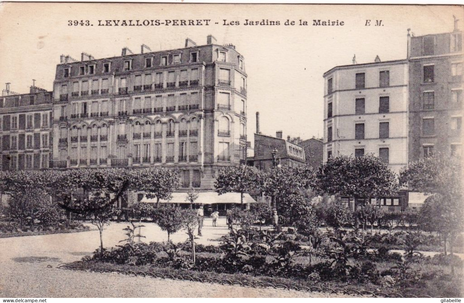 92 - Hauts De Seine - LEVALLOIS PERRET - Les Jardins De La Mairie - Levallois Perret