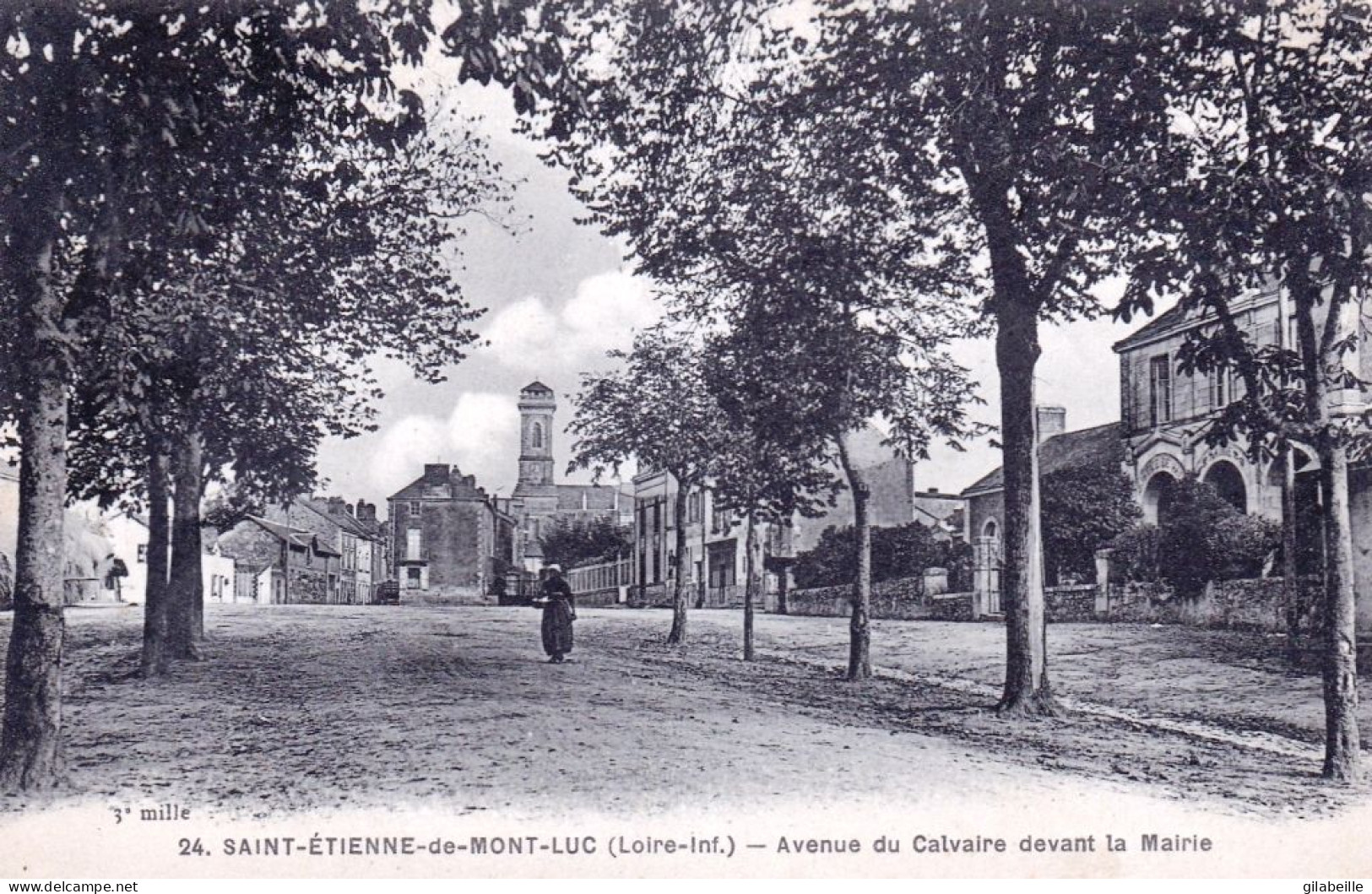 44 - Loire Atlantique -  SAINT ETIENNE De MONTLUC - Avenue Du Calvaire Devant La Mairie - Saint Etienne De Montluc