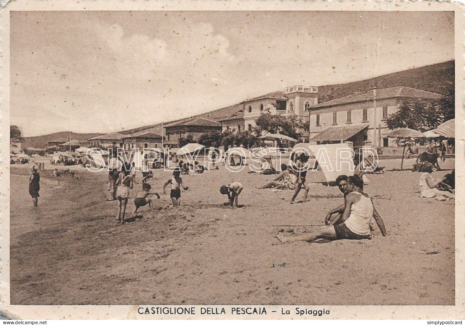 CARTOLINA  CASTIGLIONE DELLA PESCAIA - LA SPIAGGIA - ANIMATA , VIAGGIATA  1952 - E62 - Grosseto