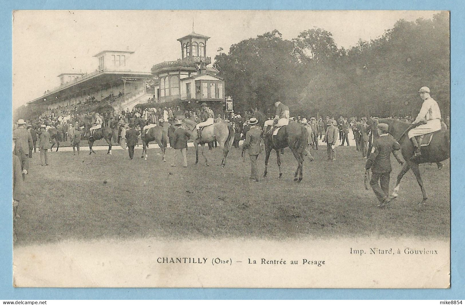 0813  CPA   CHANTILLY  (Oise)  La Rentrée Au Pesage  +++++++ - Chantilly