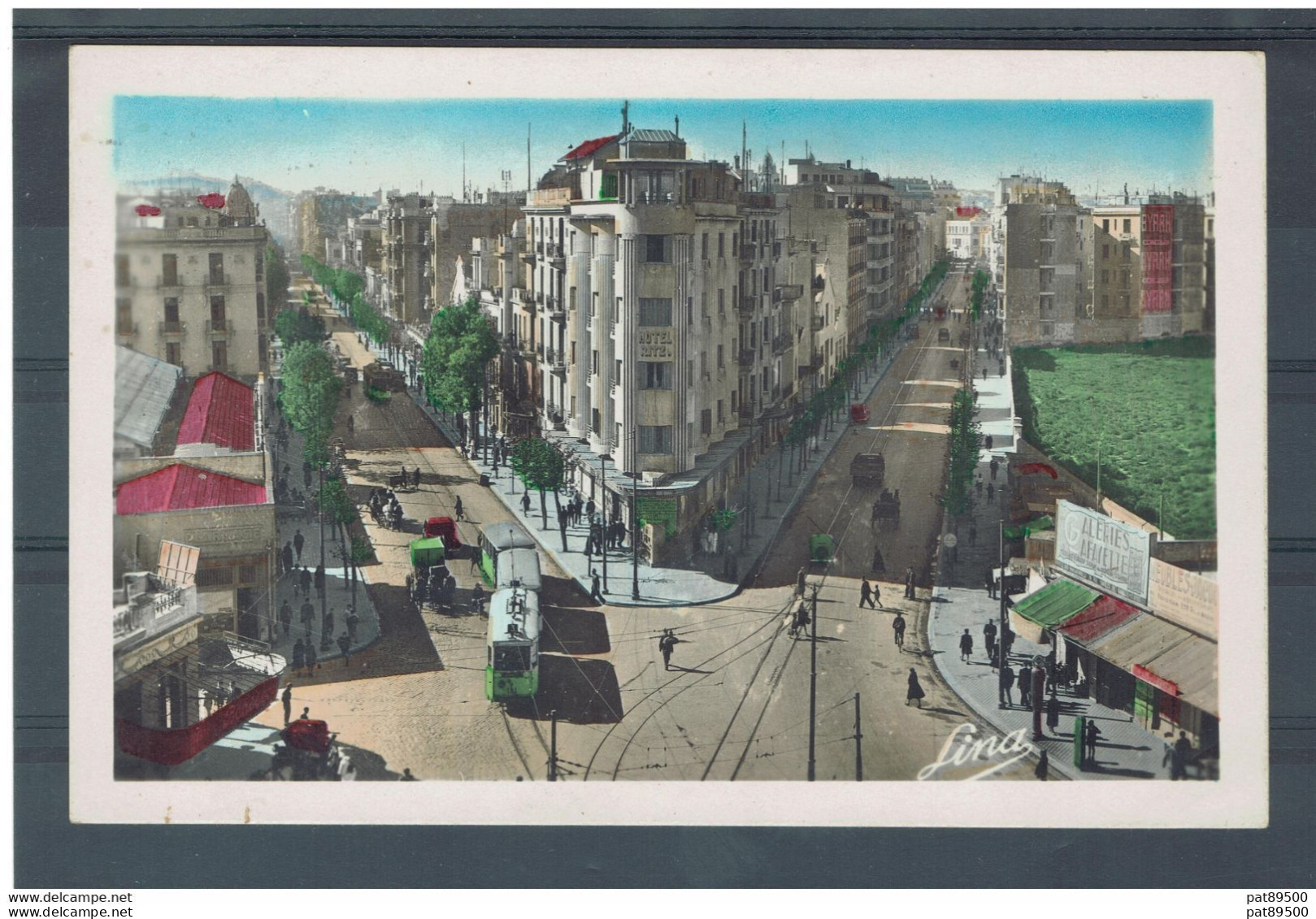 TUNIS / Brunaud N° 12.012 /Passage (place A. France, Ave. De Paris & Ave. Roustan  CPA Couleurs Glacée NEUVE / TTBE/RARE - Tunesien