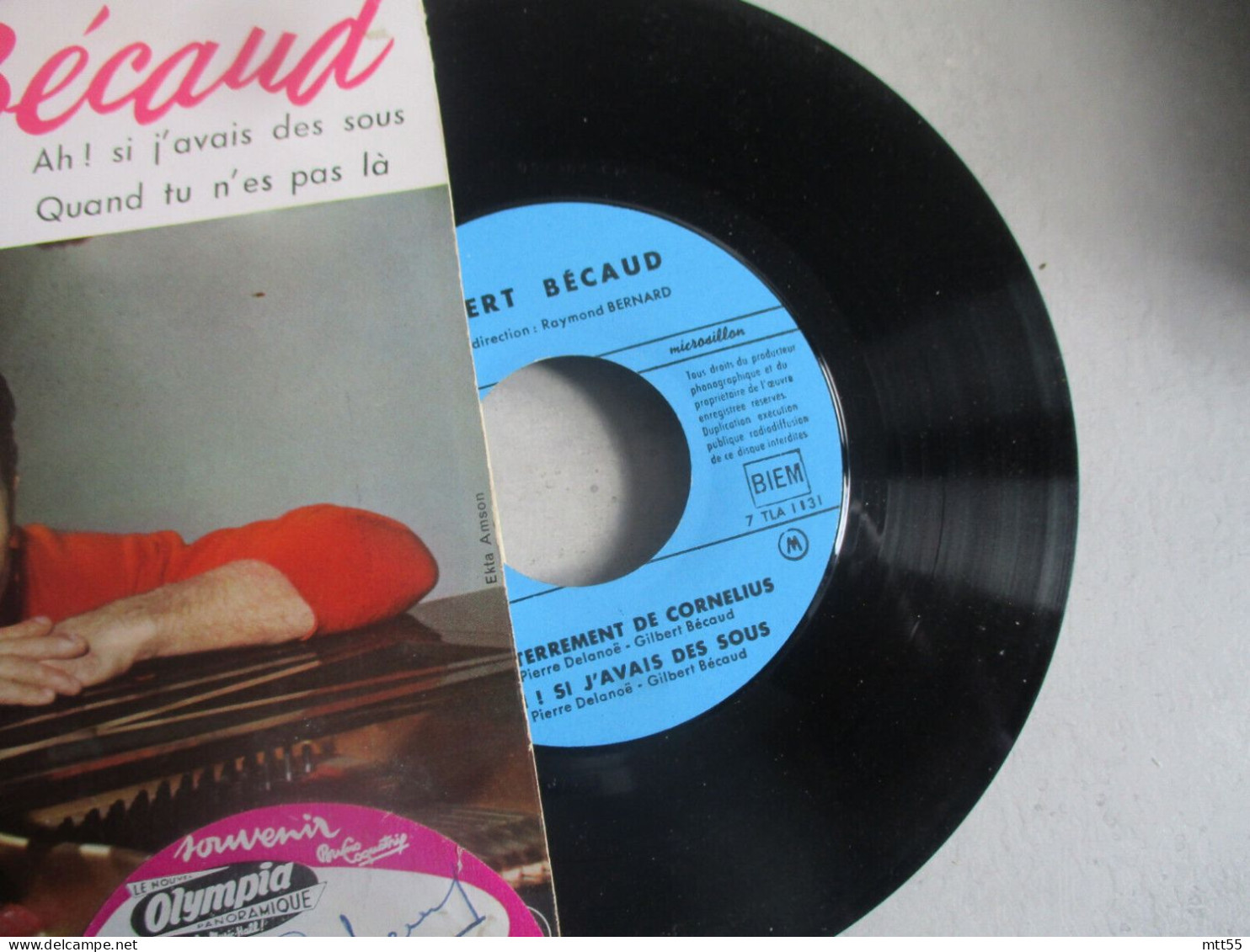 AUTOGRAPHE GILBERT BECAUD CHANTEUR SUR DISQUE 45 TOURS - 45 Rpm - Maxi-Single