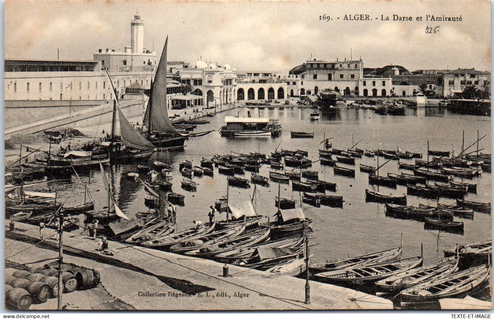 ALGERIE - ALGER - La Darse Et L'amirauté  - Algerien