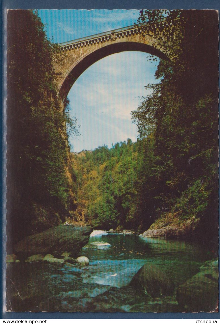 Le Pont Napoléon, Saint Sauveur, Les Pyrénées, - Ponts