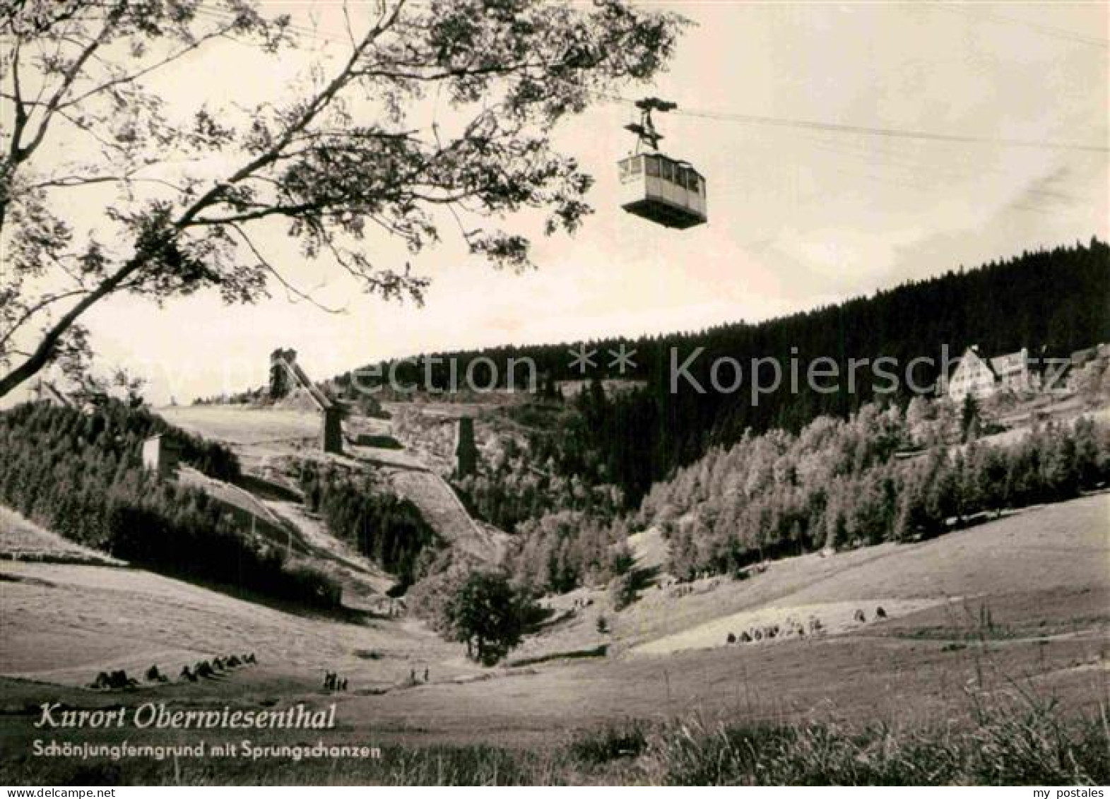 72895847 Oberwiesenthal Erzgebirge Schoenjungferngrund Mit Sprungschanzen Oberwi - Oberwiesenthal