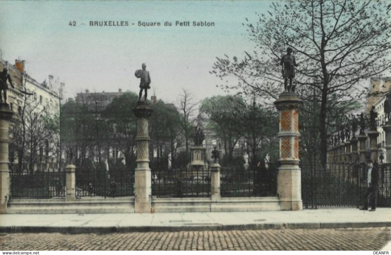 BRUXELLES : Square Du Petit Sablon. Carte Glacée Très Bon état. - Brüssel (Stadt)