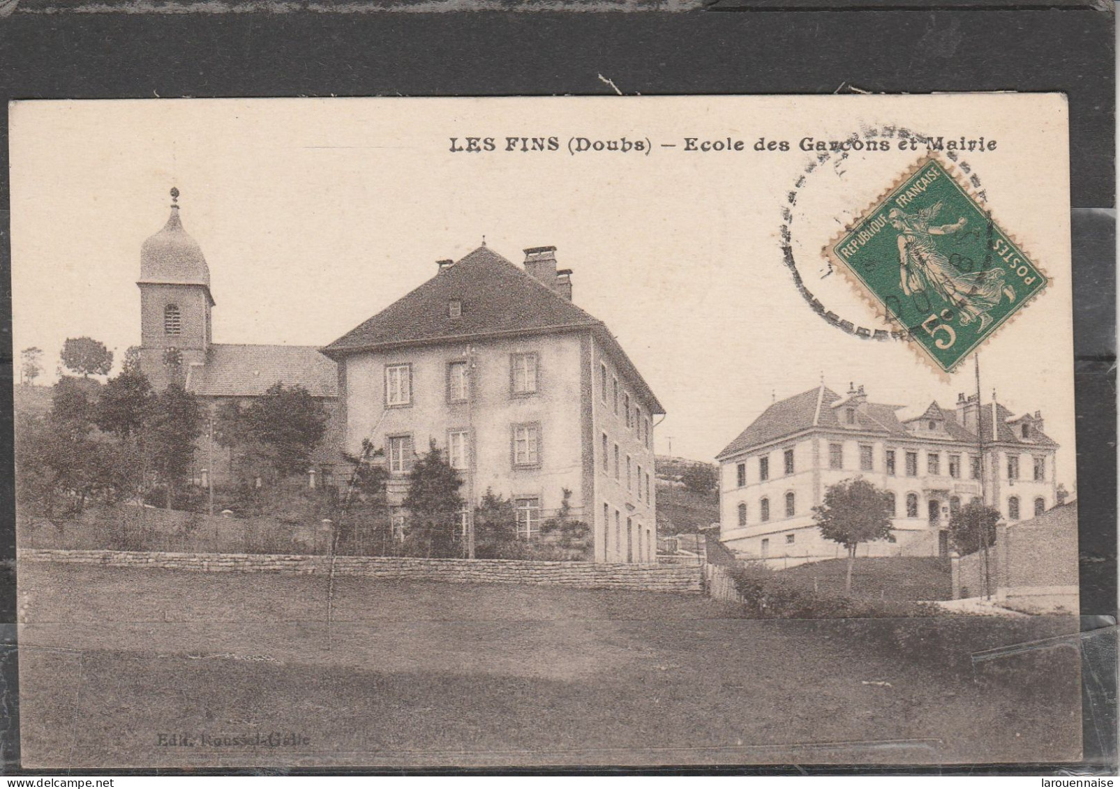 25 - LES FINS - Ecole Des Garçons Et Mairie - Andere & Zonder Classificatie