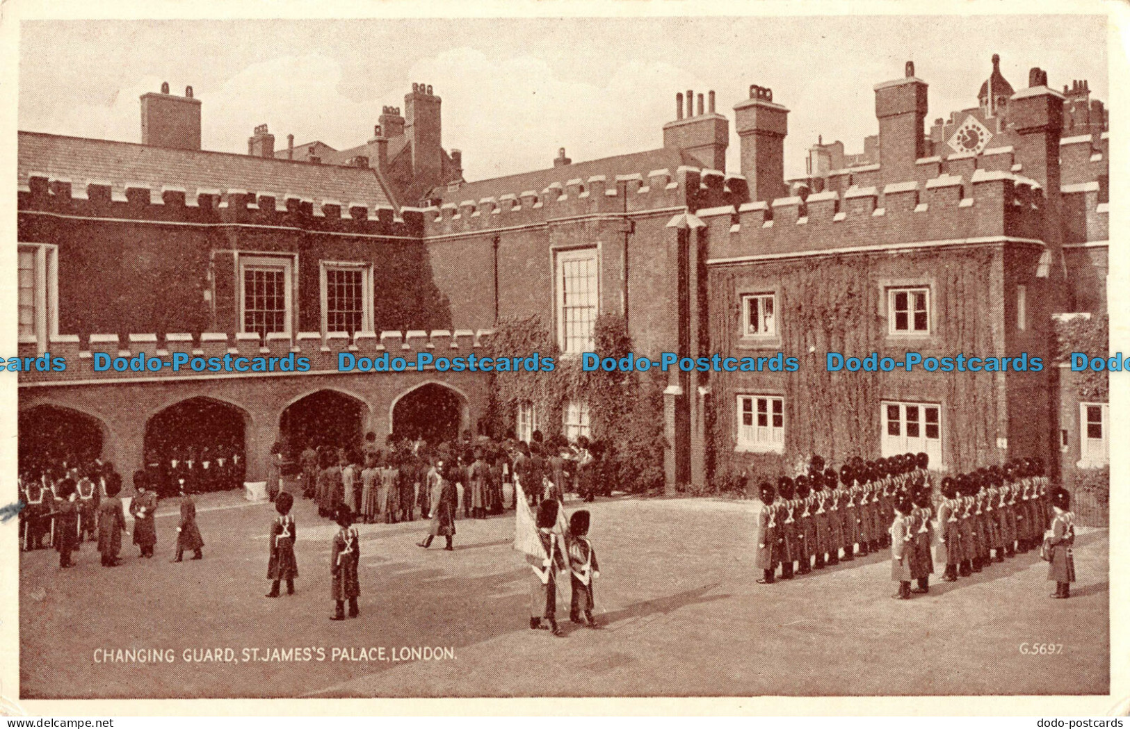 R095907 Changing Guard. St. James Palace. London. Valentine. Phototype - Autres & Non Classés