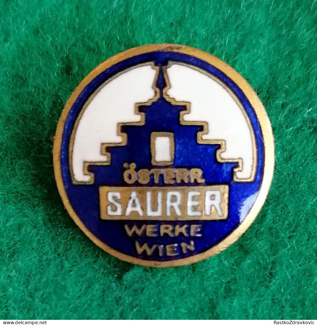 AUSTRIA+OSTERREICH+SAURER WERKE +VINTAGE BUS&TRACTOR FACTORY+ENAMEL+BADGE - Transports