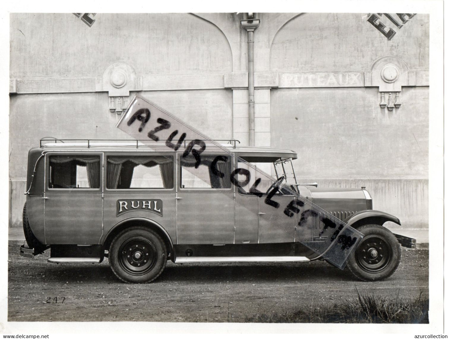 NICE . L'AUTOBUS DE L'HOTEL RUHL A SA SORTIE D'USINE - Cars