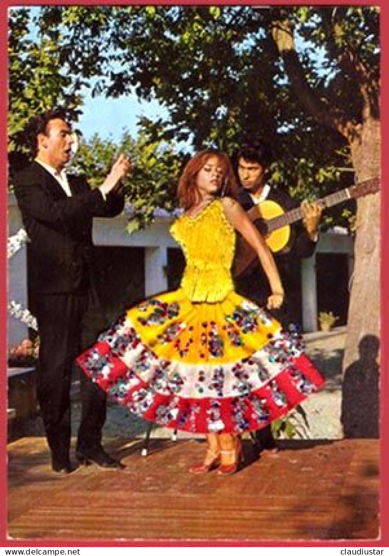 ** LOT  3  CARTES  DANSEUSE  ESPAGNOLE ** - Bestickt