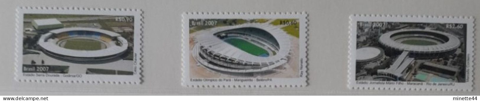 BRESIL BRASIL 2007 STADIUM 4 STAMPS FULL SET  MNH**   FOOTBALL FUSSBALL SOCCER CALCIO VOETBAL FUTBOL FUTEBOL FOOT FOTBAL - Ungebraucht