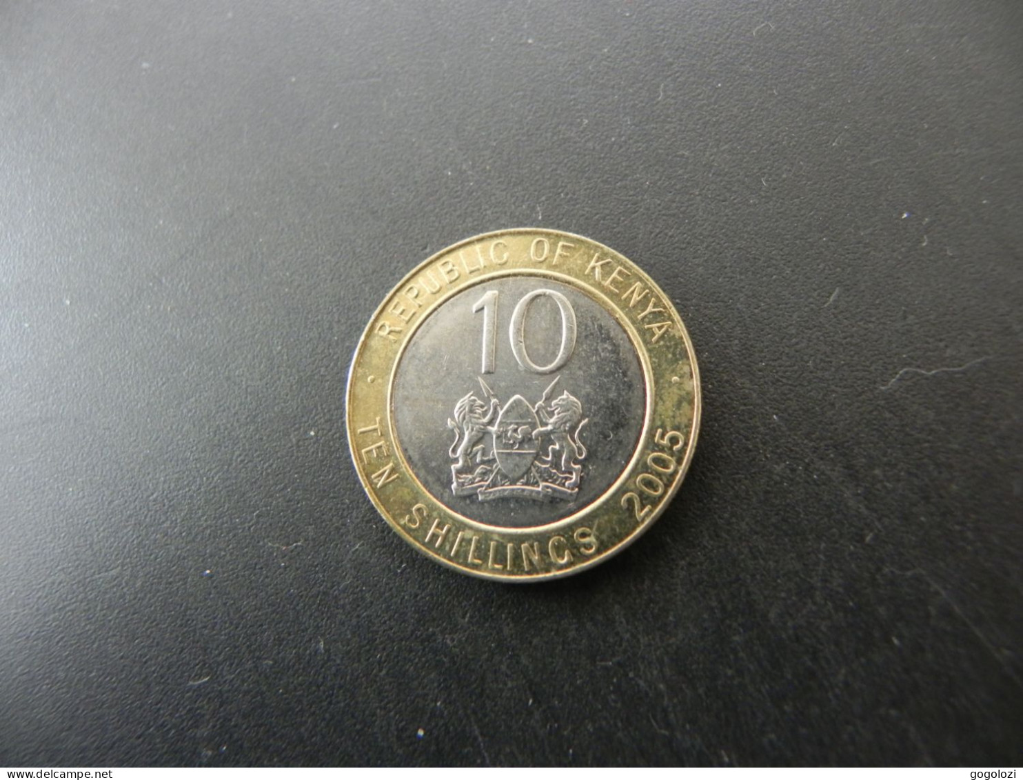 Kenya 10 Shillings 2005 - Kenia