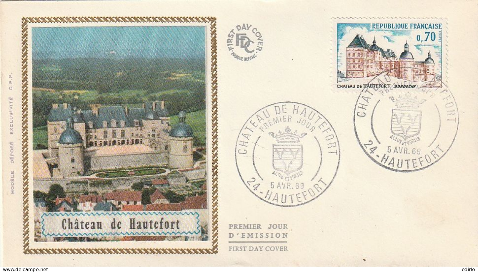 ///   FRANCE ///    PREMIER JOUR ---  FDC  ---  Château De Hautefort - 1960-1969