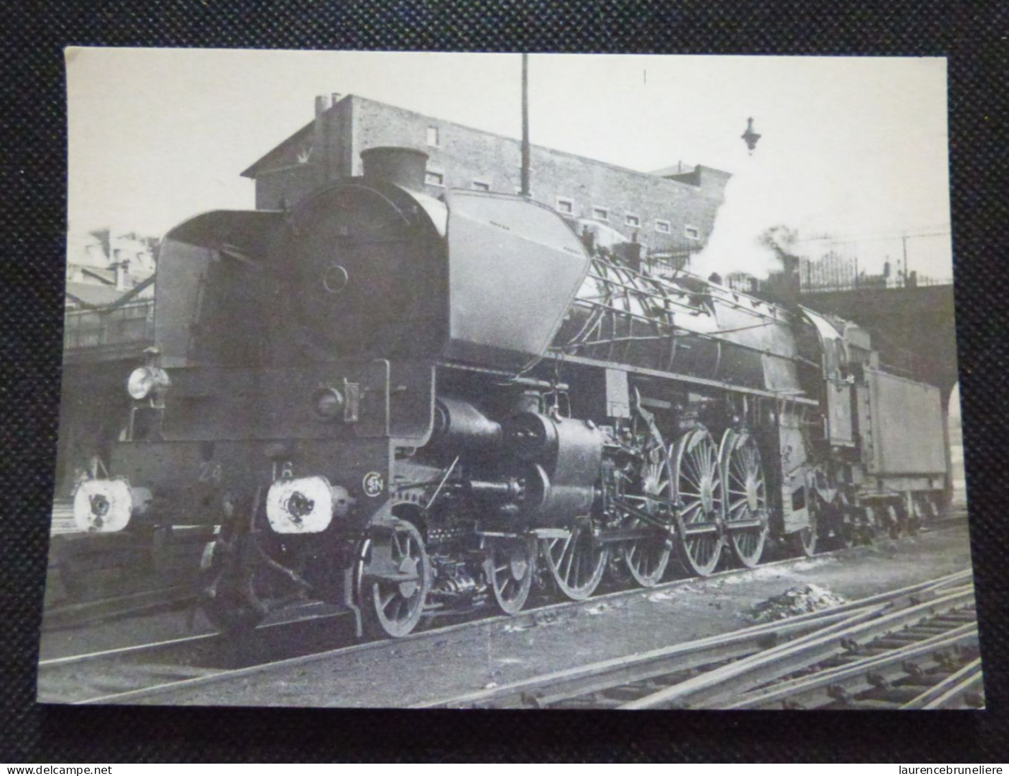 REGION EST - LOCOMOTIVE LA 241 A16  A PARIS-EST VERS 1950 - Trains