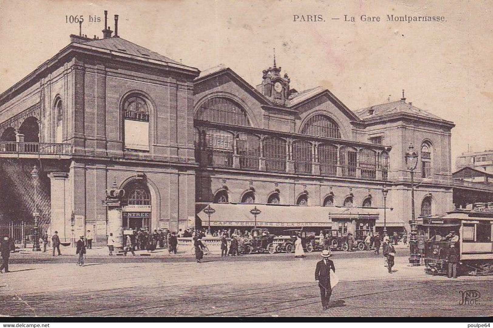 La Gare Montparnasse : Vue Extérieure - Métro Parisien, Gares