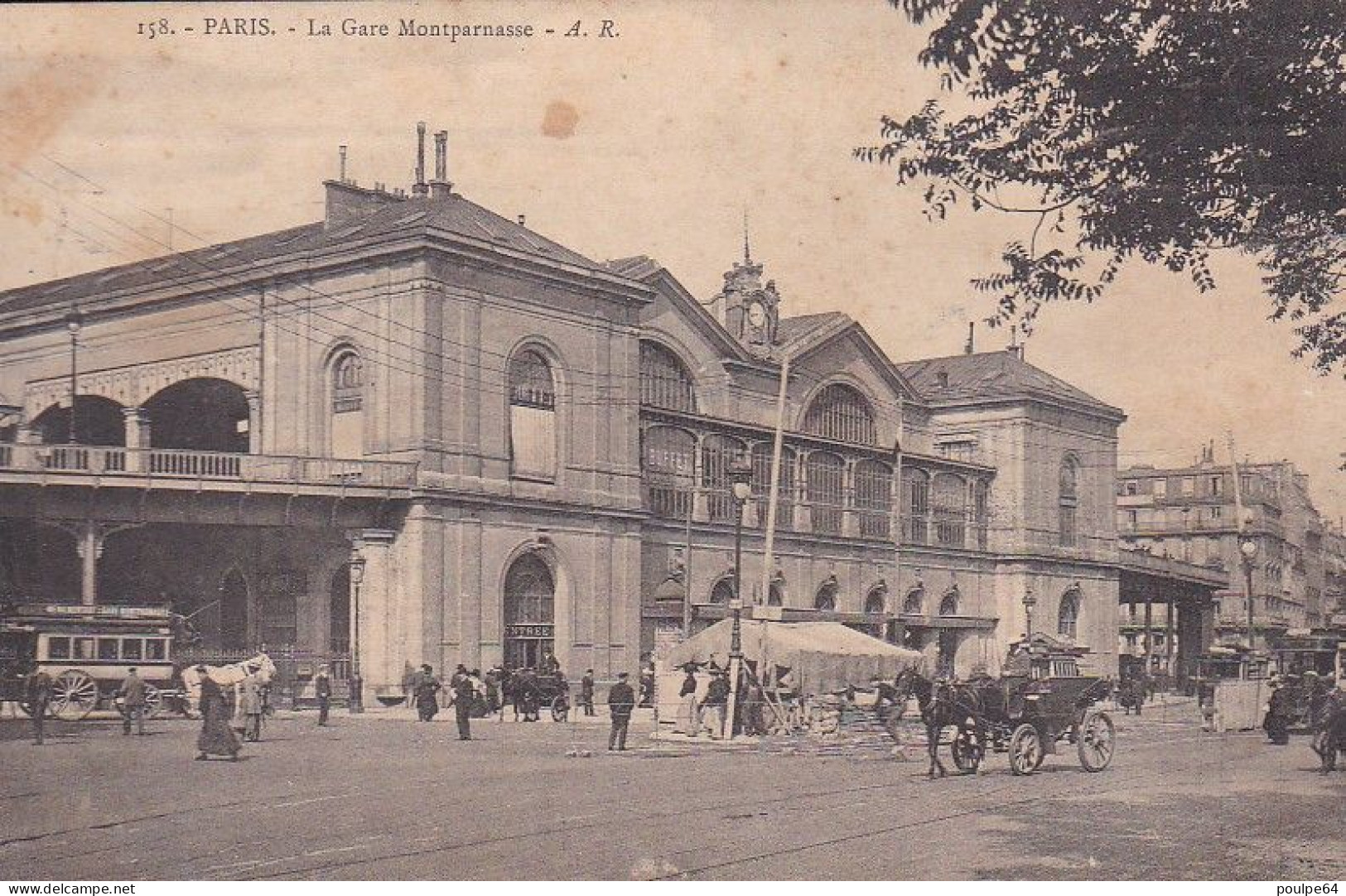 La Gare Montparnasse : Vue Extérieure - Stations, Underground