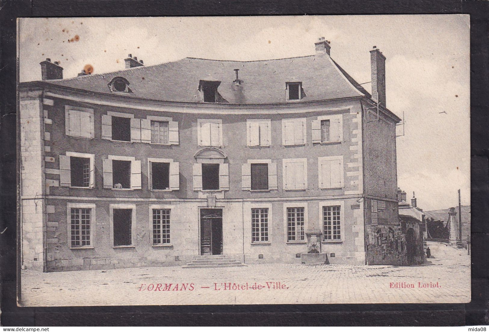 51. DORMANS . L'Hôtel De Ville - Dormans