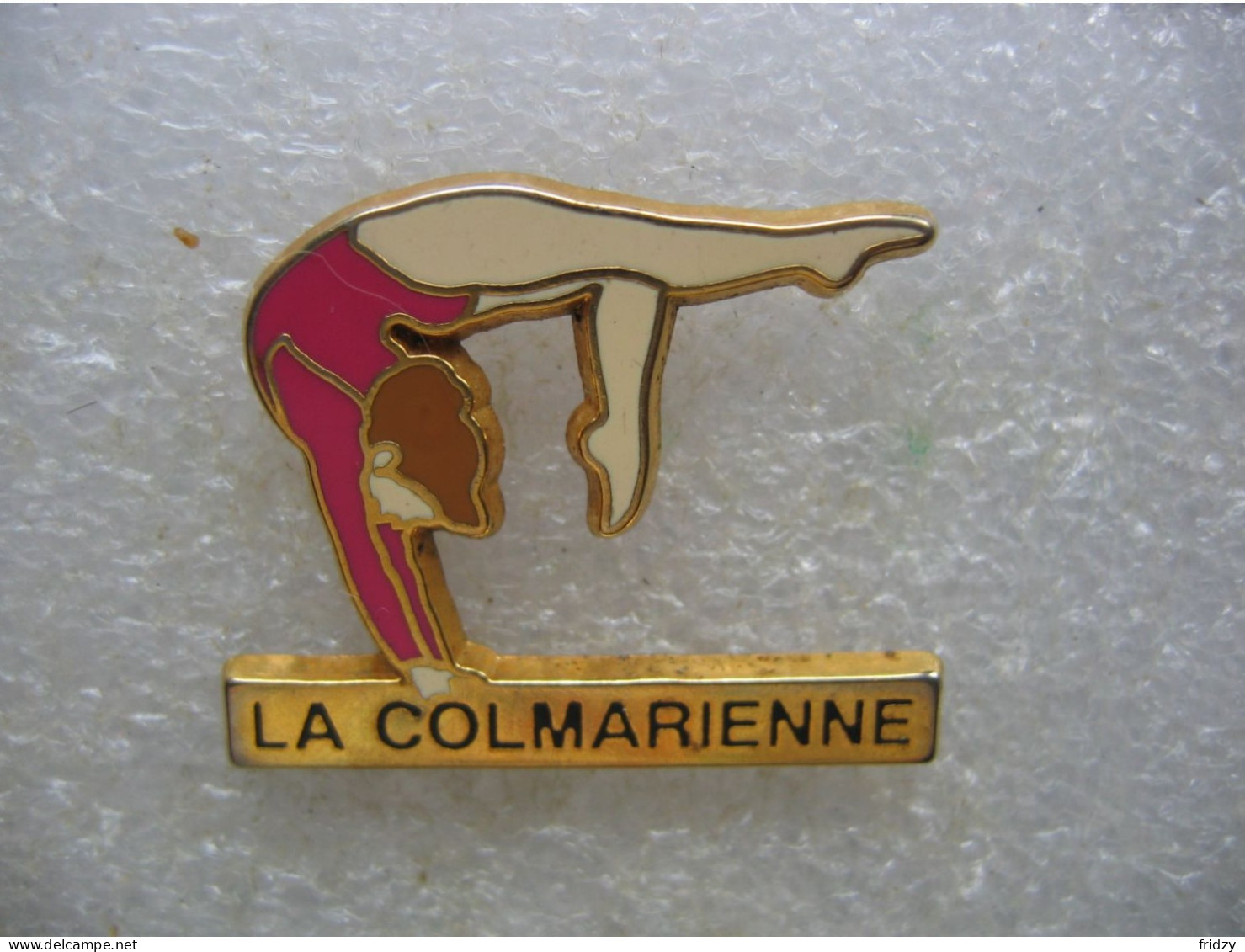 Pin's Du Club De Gymnastique "La Colmarienne" - Ginnastica