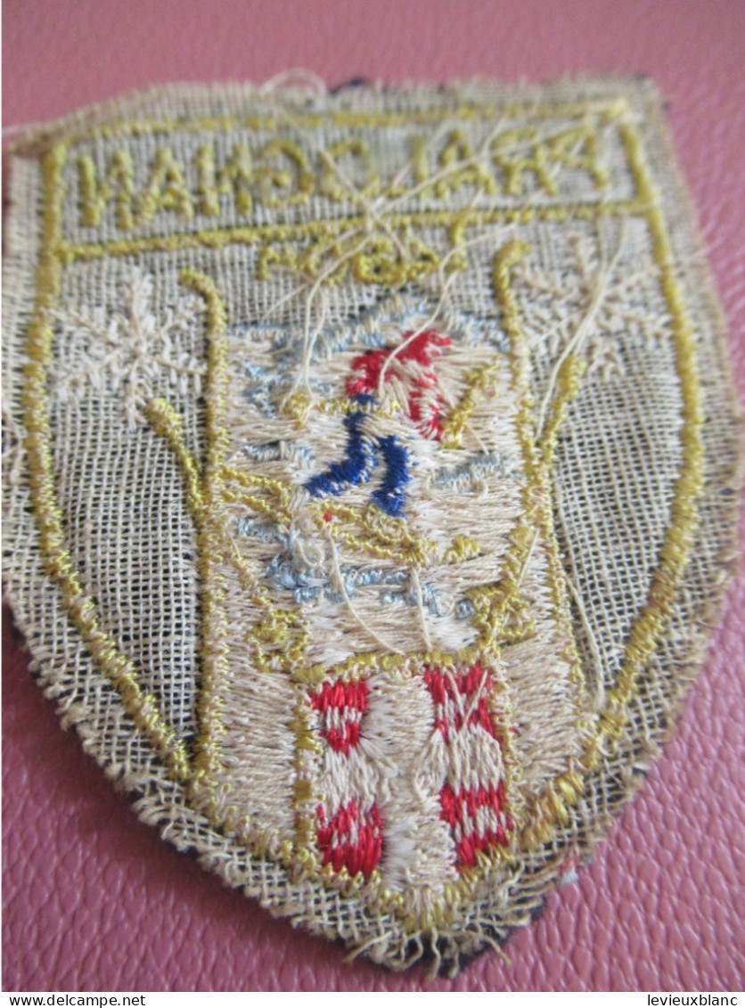 Ecusson Tissu Ancien /PRALOGNAN / Savoie/ Vers 1960- 1980                       ET677 - Patches