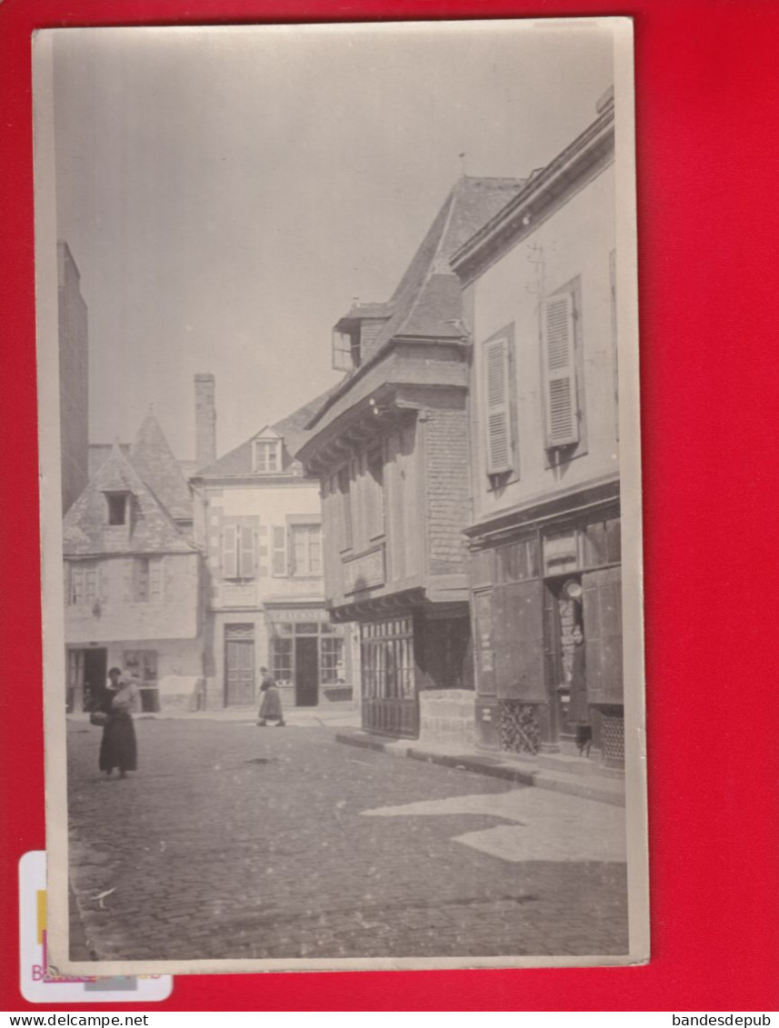 CPA CARTE PHOTO PONT L ABBE Rue Commerçante Magasin Chaussures Animée Passantes - Pont L'Abbe