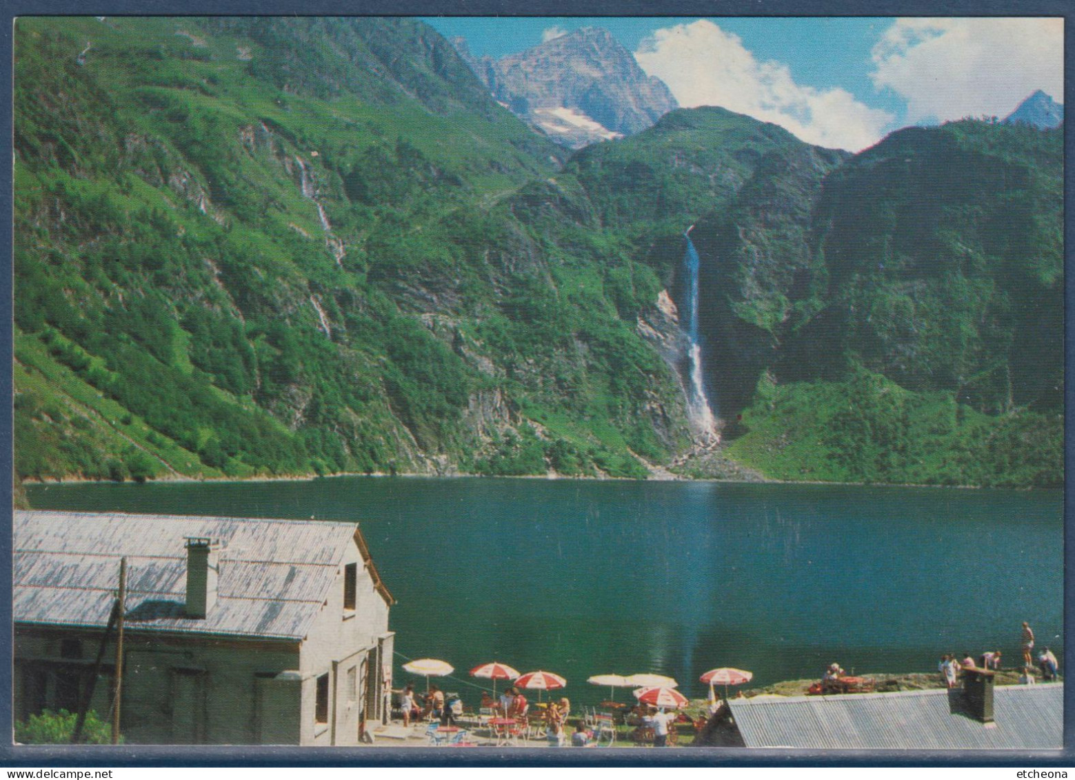 La Cascade Du Lac D'Oô (alt. 1504m.) L'auberge-refuge Du Lac, En Parcourant Les Pyrénées - Other & Unclassified